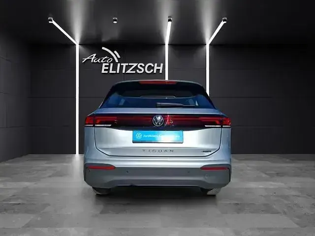 Gebraucht VW Tiguan Goal 193 PS (141 kW) 2024 Oyster silver metallic SUV
