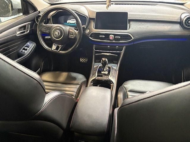 Gebraucht MG EHS Luxury 162 PS (119 kW) 2022 Silber SUV