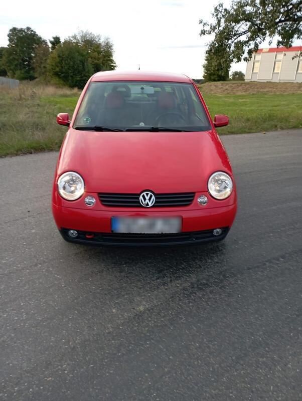 Rot Gebraucht 2002 VW Lupo Kleinwagen | 2.400 € (Fairer Preis) - Bild 1/4