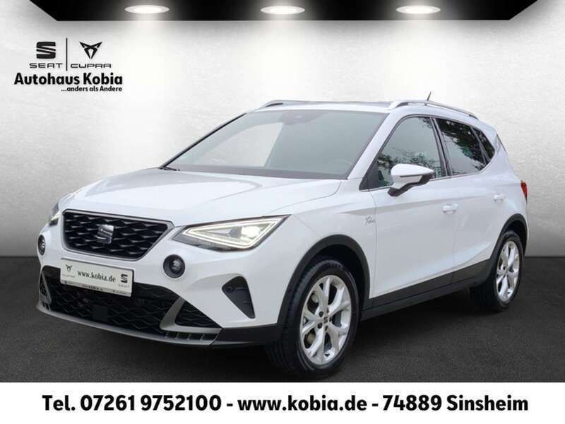 Weiß Gebraucht 2024 Seat Arona FR SUV | 25.890 € (Teuer) - Bild 1/4
