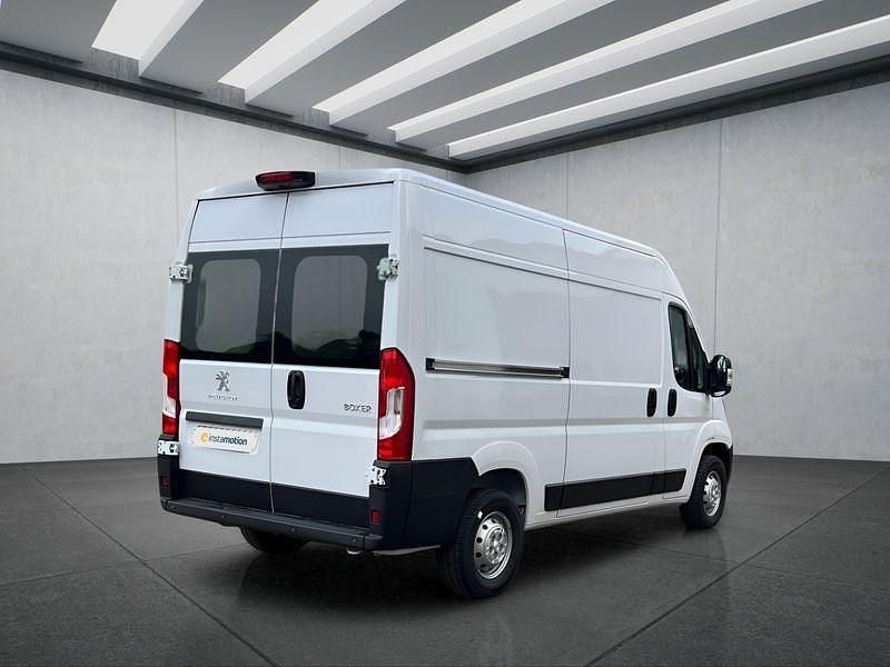 Weiß Gebraucht 2024 Peugeot Boxer Van | 25.949 € (Guter Preis) - Bild 1/4