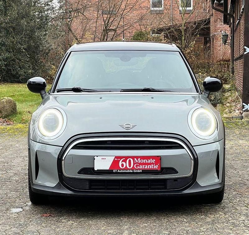 Gebraucht Mini Cooper Classic 136 PS (100 kW) 2021 Grau Kleinwagen