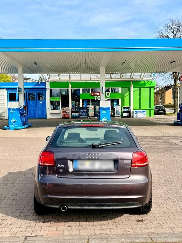 Gebraucht Audi A3 102 PS (75 kW) 2010 Braun Kleinwagen