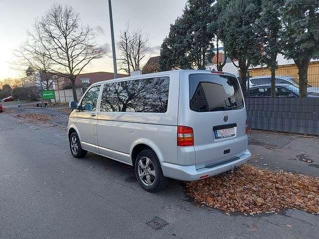 Gebraucht VW T5 131 PS (96 kW) 2004 Silber Van