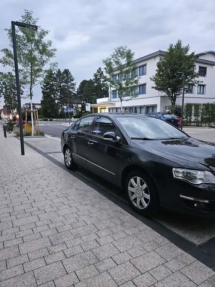 Gebraucht VW Passat Comfortline 102 PS (75 kW) 2005 Limousine
