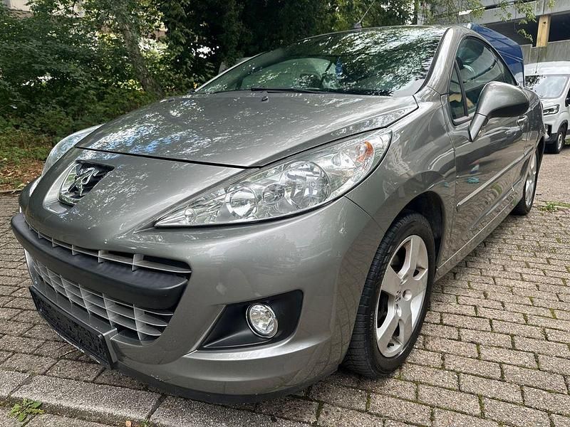 Gebraucht 2011 Peugeot 207 CC Premium Cabrio | 3.200 € (Guter Preis) - Bild 1/4