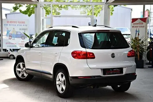 Gebraucht VW Tiguan Sportline 160 PS (117 kW) 2015 Weiß SUV