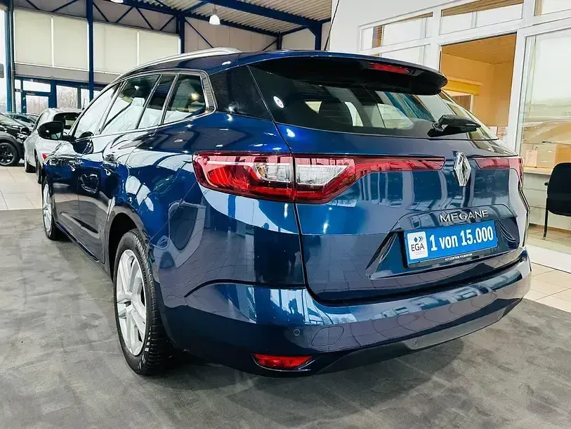 Gebraucht Renault Mégane IV Business 116 PS (85 kW) 2020 Blau Limousine