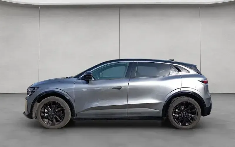 Gebraucht Renault Megane E-Tech Iconic 161 kW (220 PS) 2024 Grau Limousine