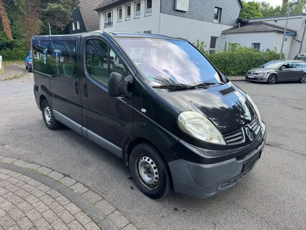 Brugt Renault Trafic 90 HK (66 kW) 2007 Sort MPV