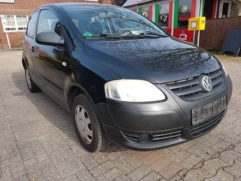 Gebraucht VW Fox Basis 54 PS (39 kW) 2007 Schwarz Kleinwagen