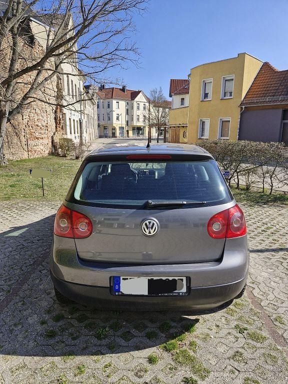 Gebraucht VW Golf IV Trendline 102 PS (75 kW) 2005 Grau Limousine