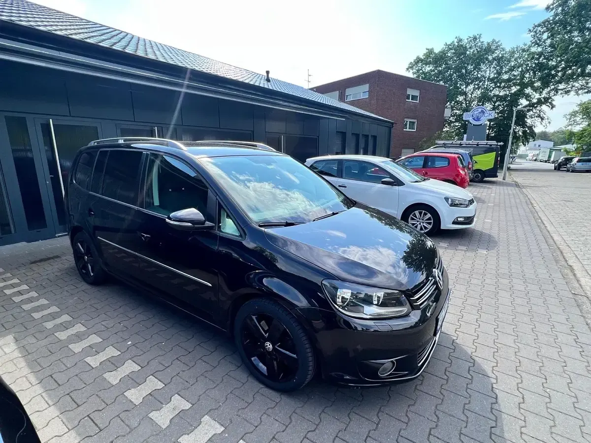 Gebraucht VW Touran 170 PS (125 kW) 2011 Schwarz Van / Kleinbus