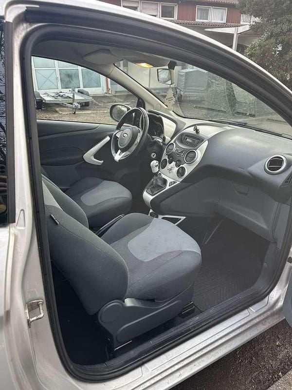 Gebraucht Ford Ka Titanium 69 PS (50 kW) 2014 Limousine