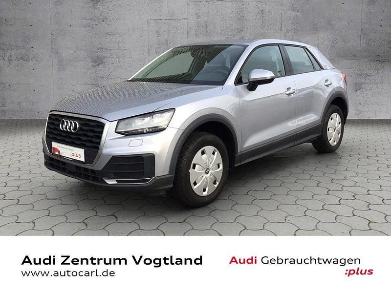 Florettsilber metallic Gebraucht 2017 Audi Q2 Design SUV | 17.980 € (Fairer Preis) - Bild 1/4