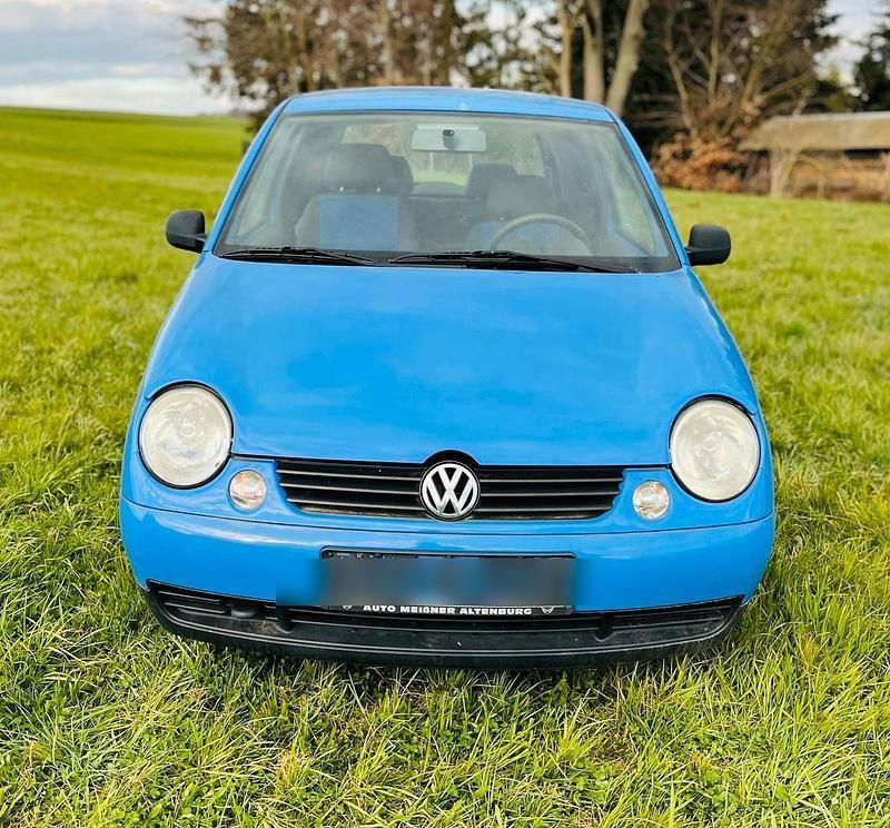 Blau Gebraucht 1999 VW Lupo Kleinwagen | 450 € (Superpreis) - Bild 1/4