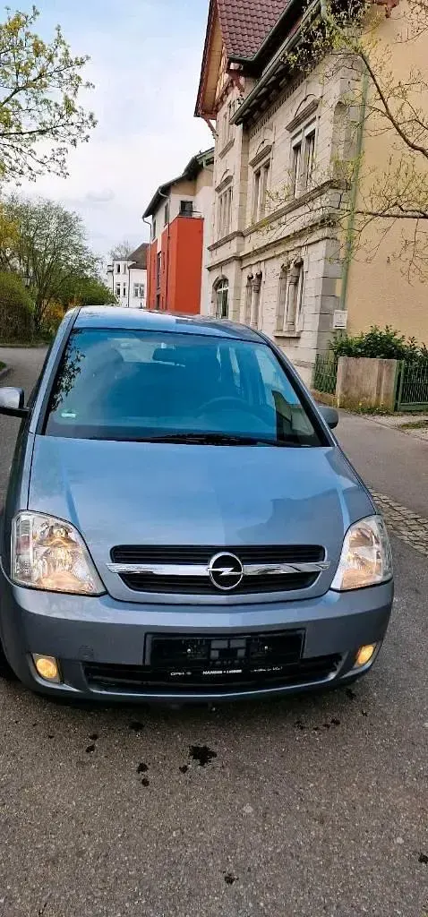 Używany Opel Meriva 101 KM (74 kW) 2005 Srebrny Minivan