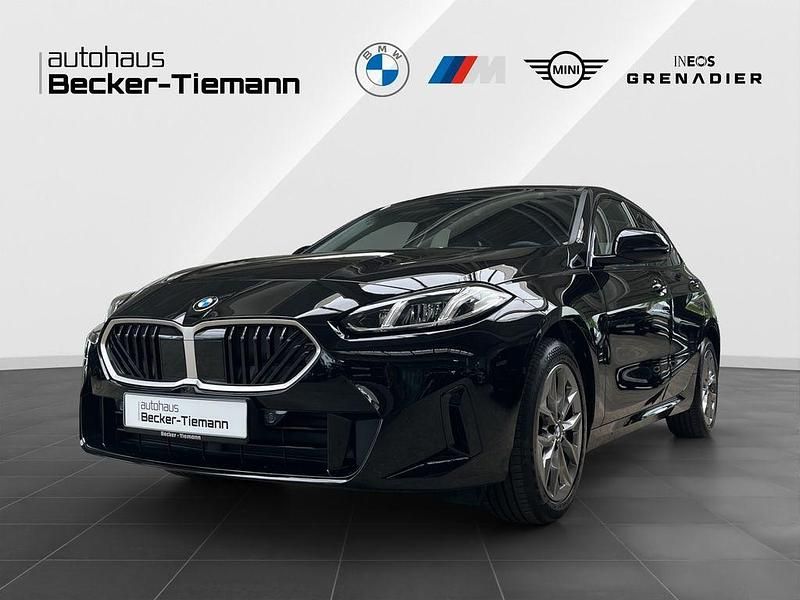 Schwarz ii Gebraucht 2025 BMW 120 Shadowline Kleinwagen | 31.789 € (Superpreis) - Bild 1/4