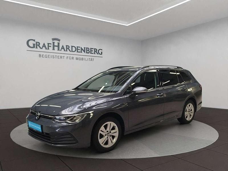 Gebraucht VW Golf VIII Life 150 PS (110 kW) 2022 Grau Kombi