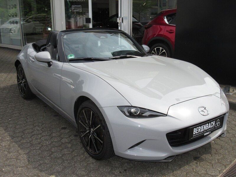 Grau Gebraucht 2024 Mazda MX5 Exclusive-Line Cabrio | 34.630 € (Etwas zu teuer) - Bild 1/4