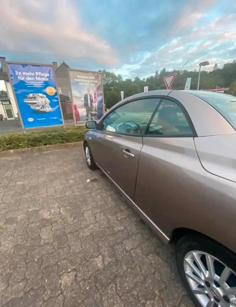 Gebraucht Nissan Micra C+C 88 PS (64 kW) 2006 Braun Cabrio