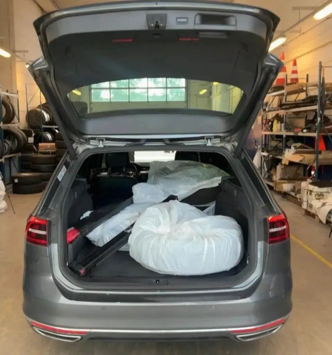 Gebraucht VW Passat R-line 240 PS (176 kW) 2017 Grau Kombi