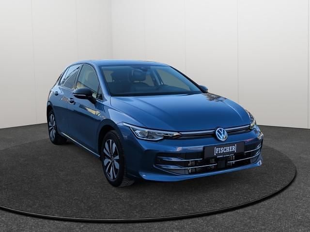 Gebraucht VW Golf VIII Goal 150 PS (110 kW) 2025 Blau Limousine