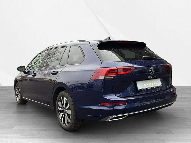Gebraucht VW Golf VIII Move 110 PS (80 kW) 2023 Blau Kombi