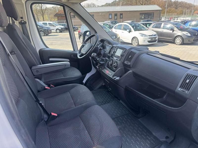 Gebraucht Citroën Jumper 140 PS (102 kW) 2022 Weiß Van / Kleinbus