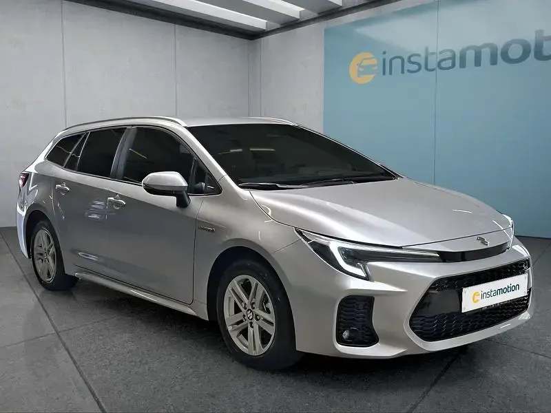 Neu Suzuki Swace 140 PS (102 kW) 2026 Silber Kombi
