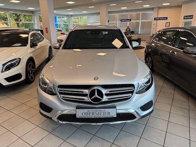 Gebraucht Mercedes GLC250 Luxury 211 PS (155 kW) 2016 Silber (iridiumsilber) SUV