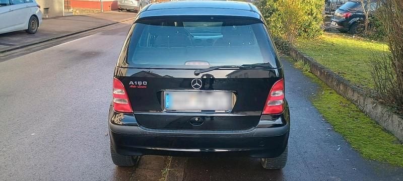 Gebraucht Mercedes A160 Classic 104 PS (76 kW) 2004 Schwarz Limousine