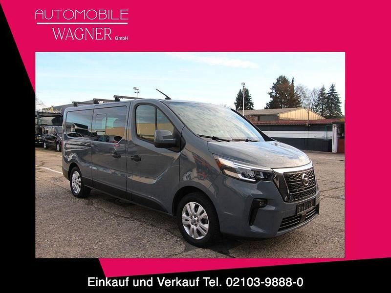 Grau Gebraucht 2022 Nissan NV300 Tekna Van | 27.990 € (Fairer Preis) - Bild 1/4