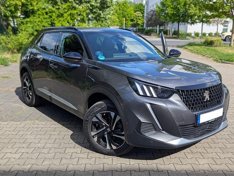 Grau Gebraucht 2023 Peugeot 2008 GT SUV | 19.700 € (Superpreis) - Bild 1/4