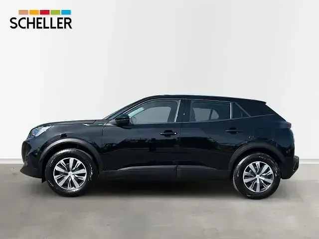 Second-hand Peugeot e-2008 Active 100 kW (136 CP) 2022 Negru SUV