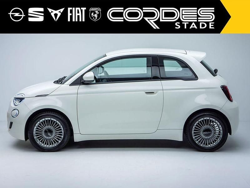 Gebraucht Fiat 500e Icon 86 kW (118 PS) 2023 Arktis weiß) (weiss Kleinwagen