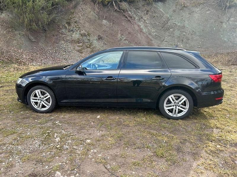 Gebraucht Audi A4 Ambiente 272 PS (200 kW) 2016 Schwarz Kombi