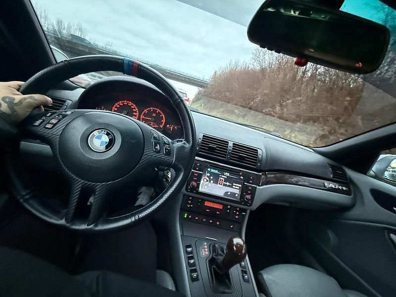 Gebraucht BMW 325 Cabriolet 184 PS (135 kW) 2005 Silber Cabrio