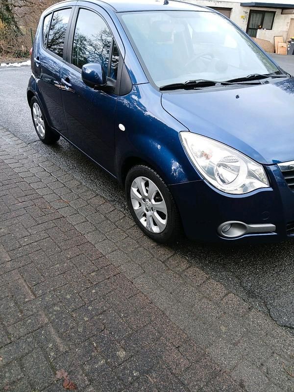 Gebraucht Opel Agila 86 PS (63 kW) 2009 Blau Kleinwagen