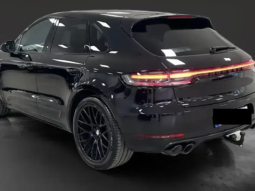 Gebraucht Porsche Macan GTS 381 PS (280 kW) 2020 Tiefschwarz SUV