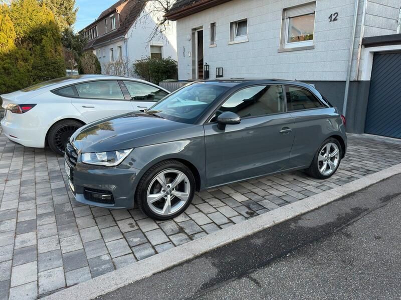 Grau Gebraucht 2016 Audi A1 S-Line Kleinwagen | 9.999 € (Fairer Preis) - Bild 1/4