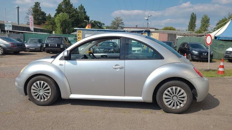 Gebraucht VW New Beetle 90 PS (66 kW) 1999 Silber Kleinwagen