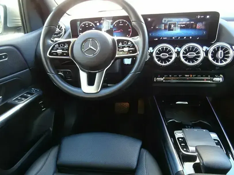 Gebraucht Mercedes B200 150 PS (110 kW) 2019 Silber Kleinwagen