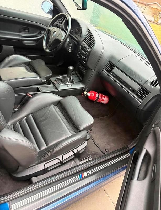 Używany BMW M3 Performance 290 KM (213 kW) 1995 Niebieski Coupe