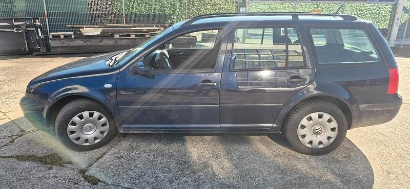 Gebraucht VW Golf IV 102 PS (75 kW) 2002 Blau Kombi