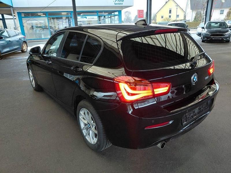 Gebraucht BMW 116 Advantage 109 PS (80 kW) 2016 Schwarz Kleinwagen