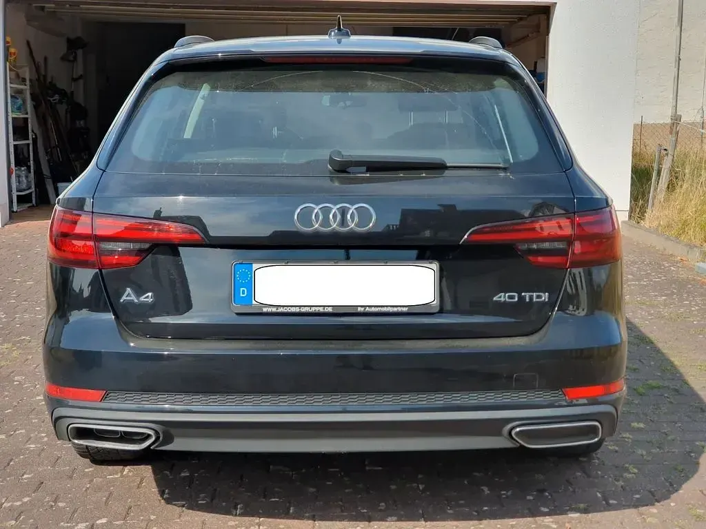 Gebraucht Audi A4 190 PS (139 kW) 2019 Schwarz Kombi