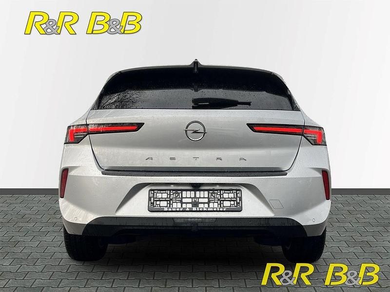 Gebraucht Opel Astra Edition 110 PS (80 kW) 2025 Grau/typ aussenverkleidung metalliclack (metallic) Limousine