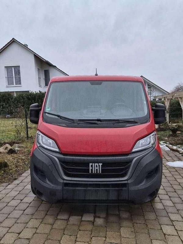 Gebraucht Fiat Ducato 140 PS (102 kW) 2022 Rot Van