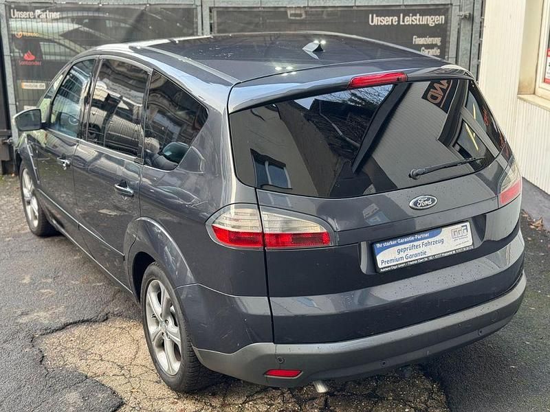 Gebraucht Ford S-MAX Titanium 145 PS (106 kW) 2008 Grau Van / Kleinbus